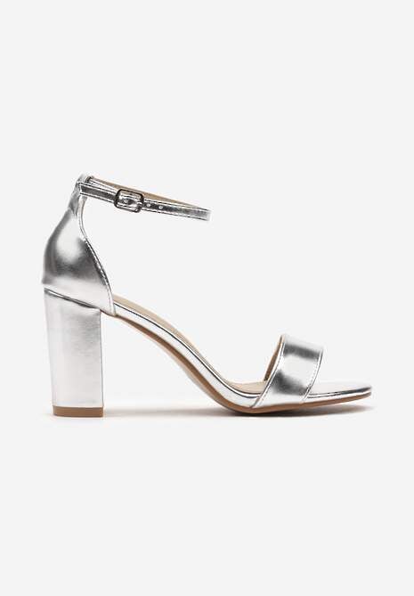 Srebrne Sandały na Słupku Zapinane przy Kostce na Sprzączkę Leafina
