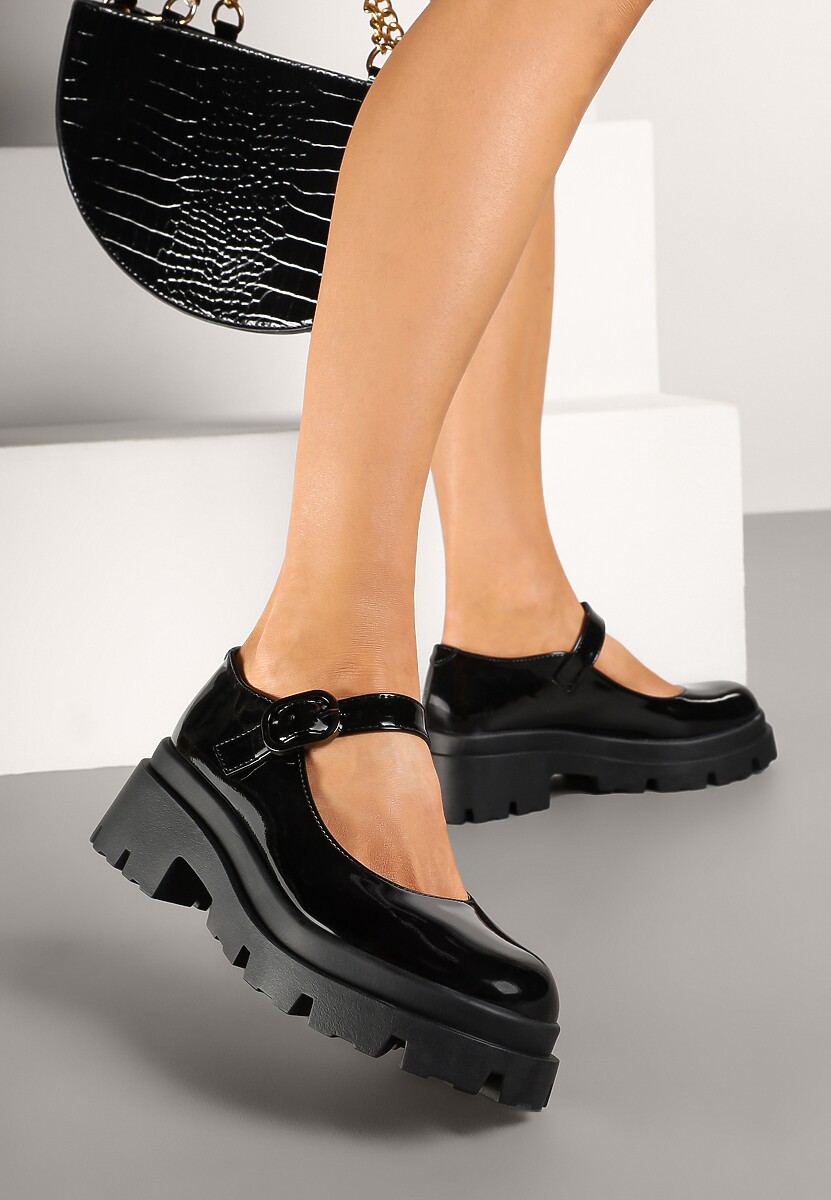 Czarne Półbuty Lakierowane na Platformie i Słupku w Stylu Mary Jane Omela
