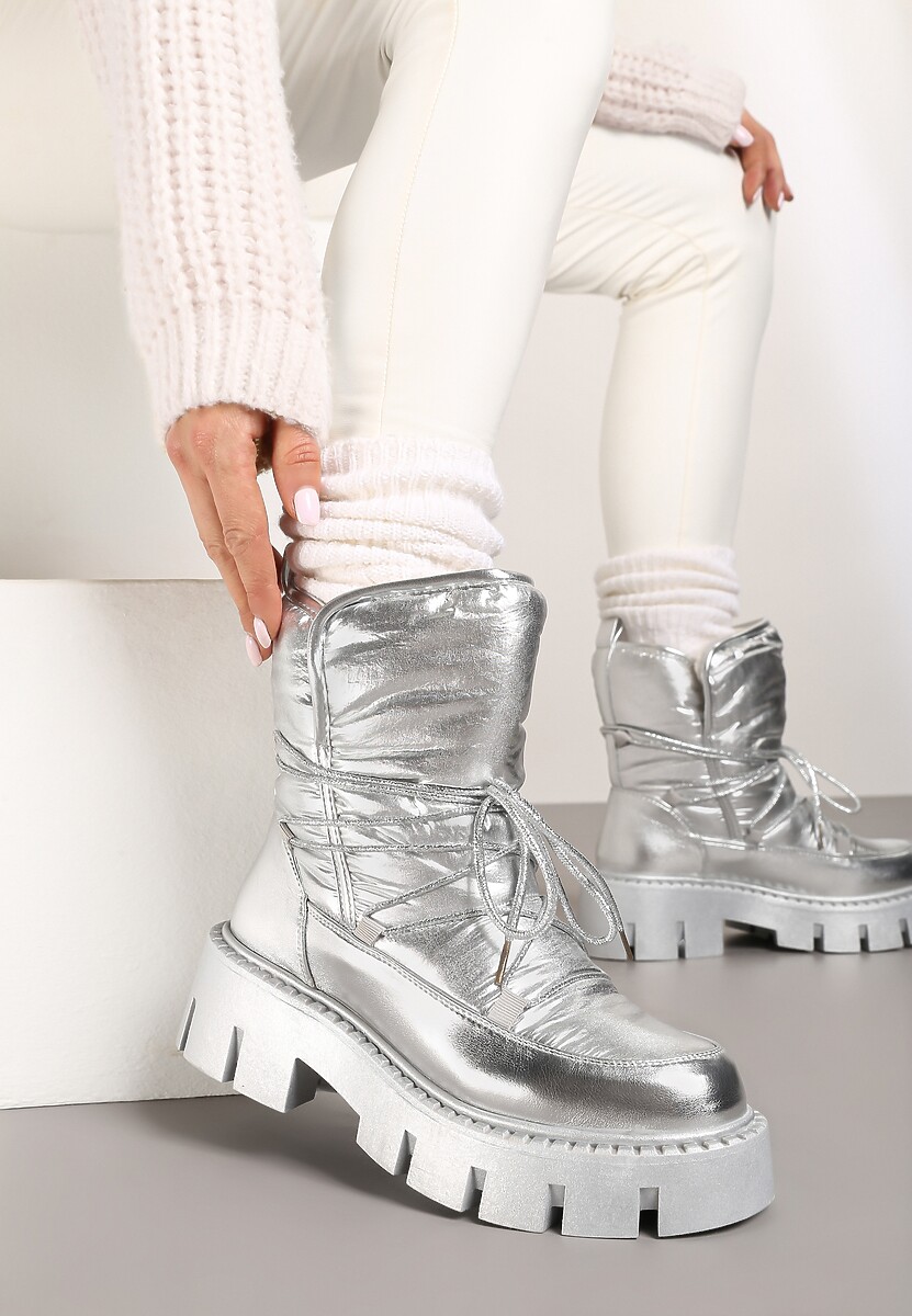 Srebrne Sznurowane Śniegowce na Platformie z Tłoczeniem Ozdobione Metaliczną Nicią Batirae