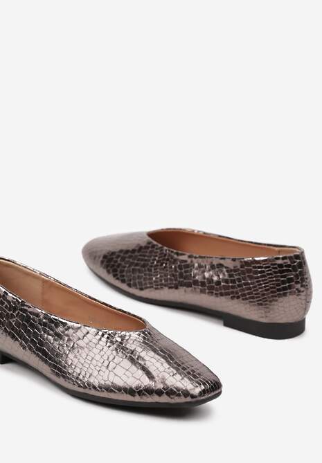 Srebrne Lakierowane Balerinki z Krokodylim Tłoczeniem o Kwadratowym Nosku Zerita
