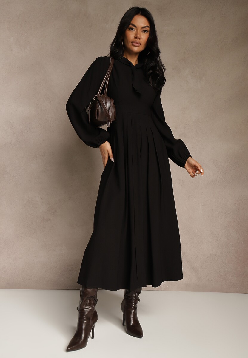 Czarna Sukienka Plisowana z Wiskozy Ozdobiona Wiązaniem Farrive