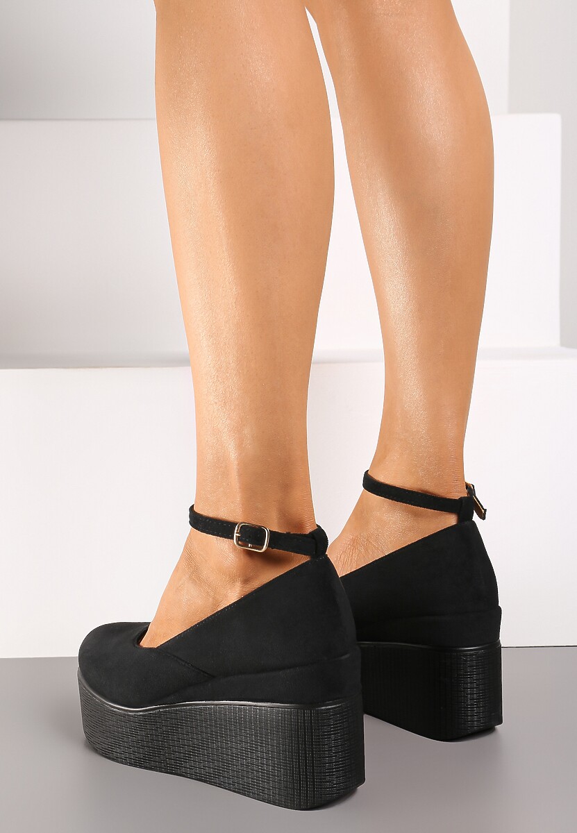 Czarne Czółenka na Koturnie z Platformą Zapinane przy Kostce na Klamerkę Kildia