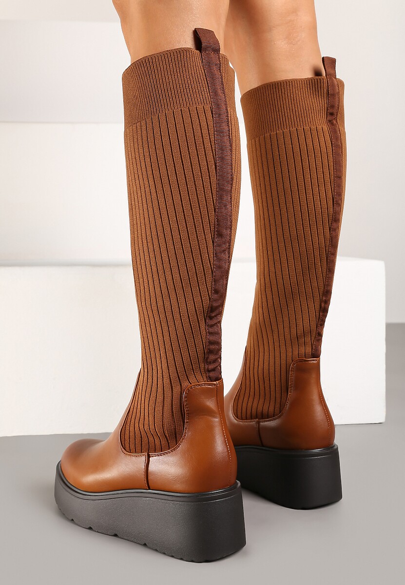 Brązowe Kozaki na Koturnie z Dopasowaną Cholewką Narizelle