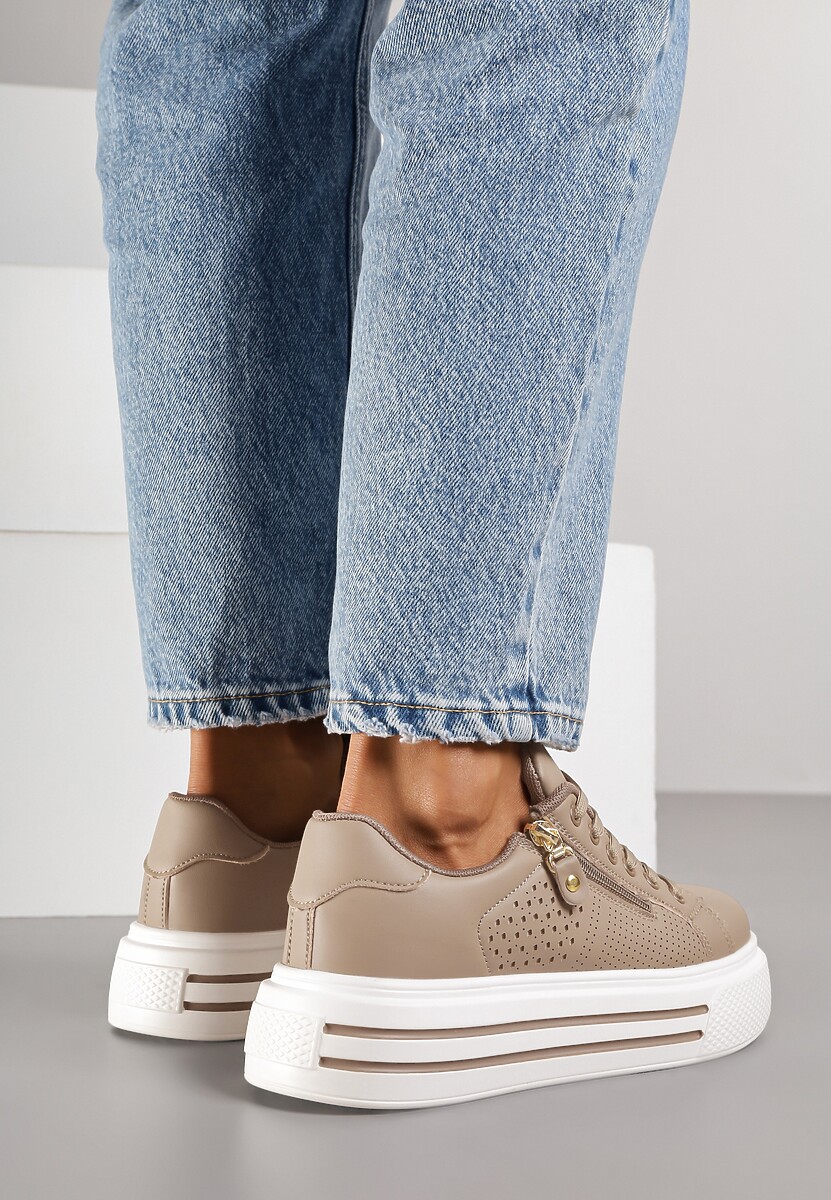 Beżowe Sneakersy na Platformie Ozdobione Suwakiem i Perforacją Gioseria