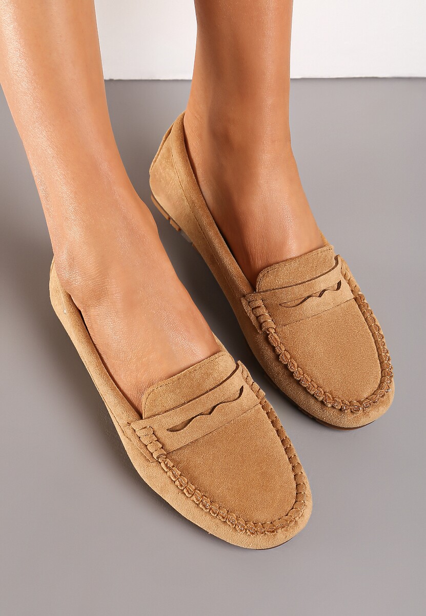 Brązowe Płaskie Mokasyny o Klasycznym Fasonie z Przeszyciem Wenniva