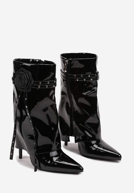 Czarne Lakierowane Botki z Cholewką Imitującą Nogawkę na Szpilce z Ozdobnym Kwiatkiem Lotiala