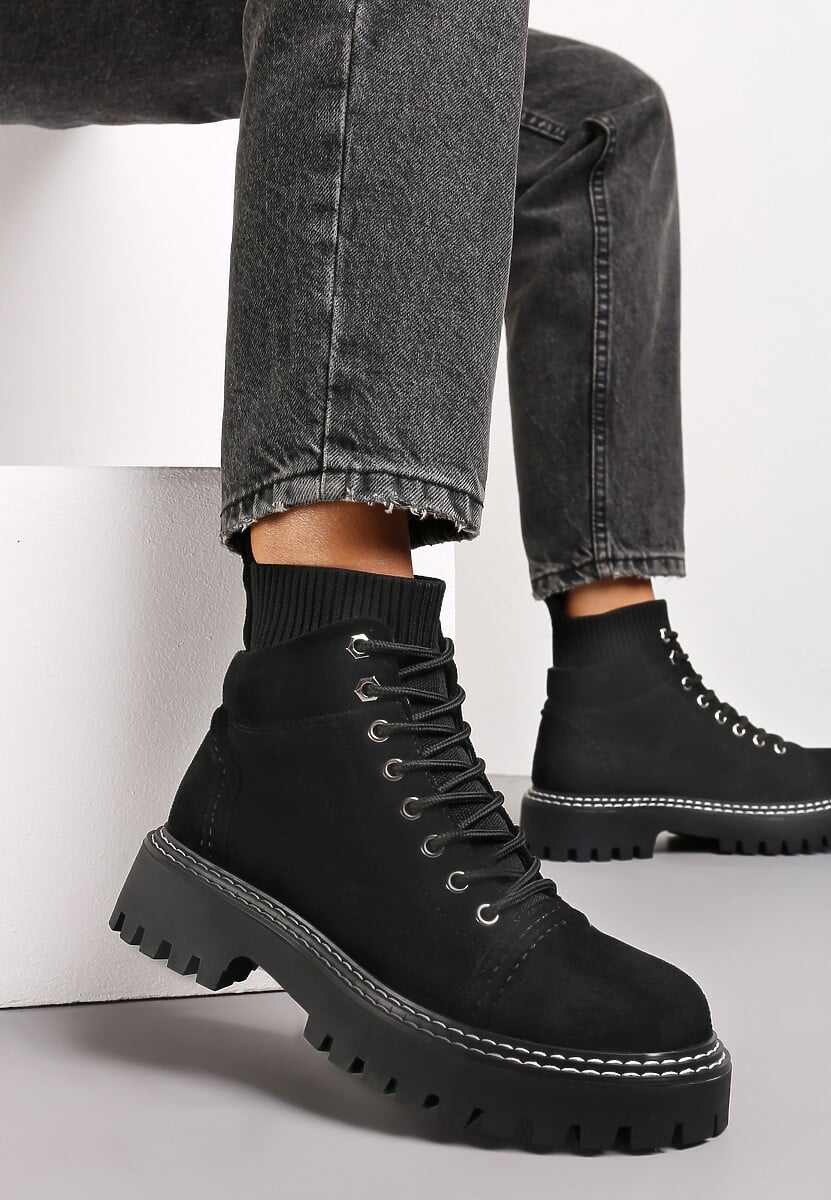 Czarne Botki Trapery z Elastycznym Ściągaczem i Sznurowaniem Raniwa