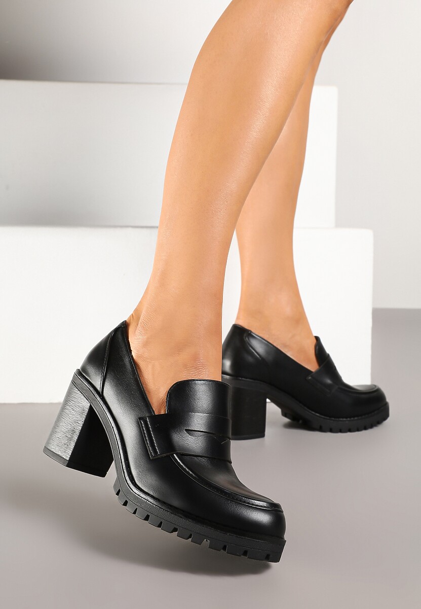 Czarne Półbuty w Stylu Loafersów na Słupku Seltewi