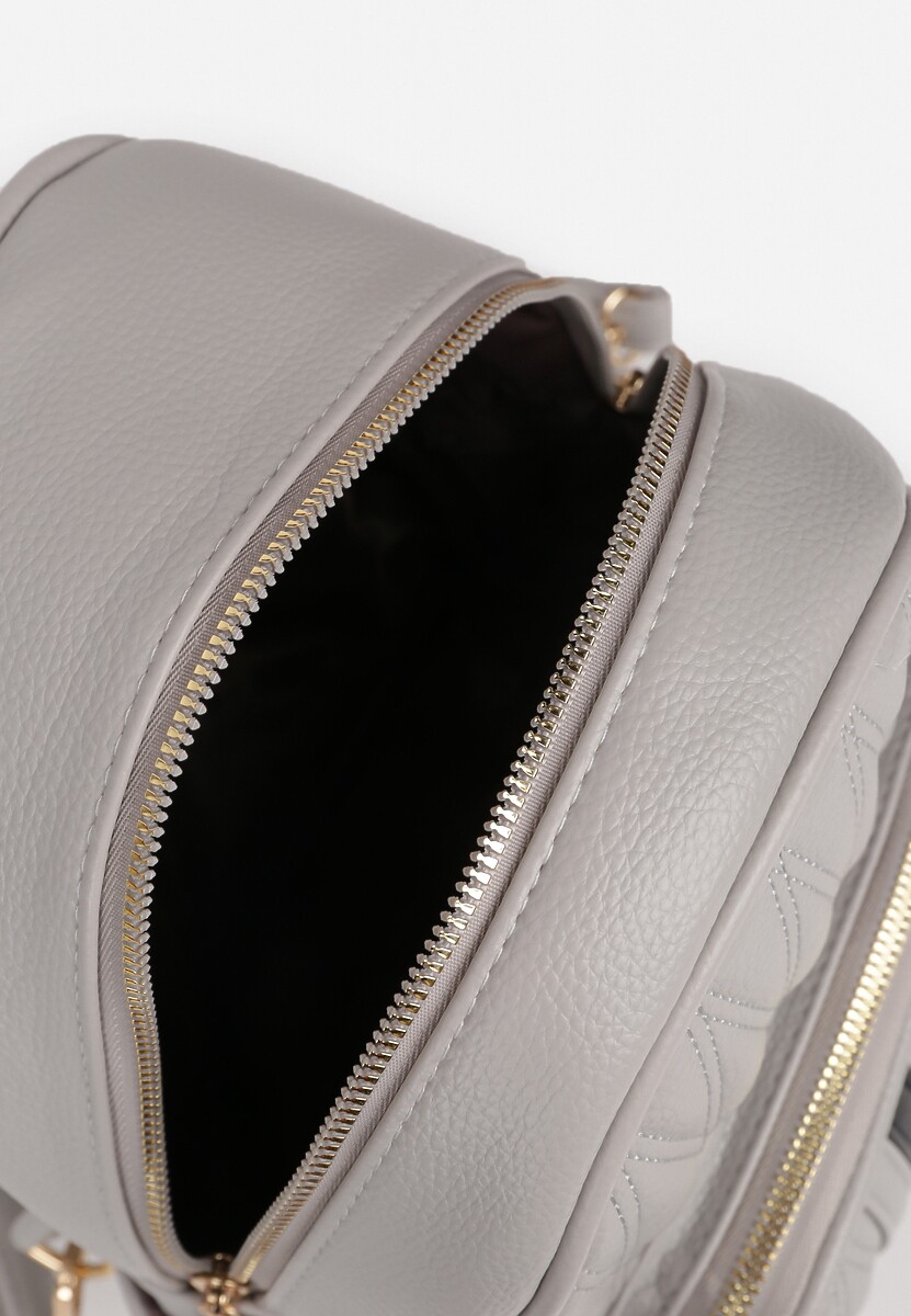 Jasnoszary Casualowy Plecak z Tłoczonym Wzorem i Regulowanymi Odpinanymi Paskami Nelarose