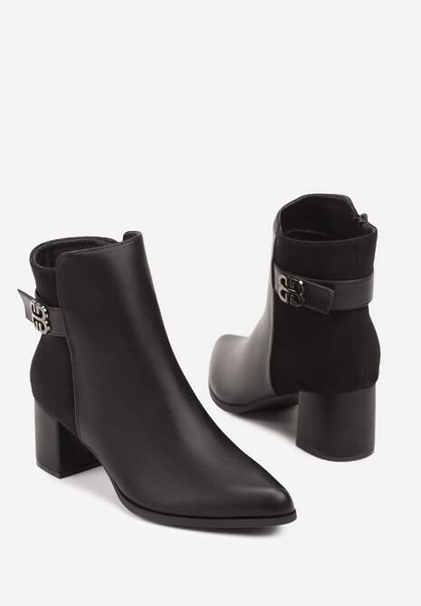 Czarne Botki na Słupku Ozdobione Metaliczną Aplikacją Nalluvia