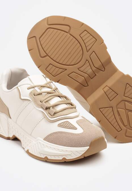 Ciemnobeżowe Sneakersy w Streetwearowym Stylu z Ozdobnymi Przeszyciami Isallena