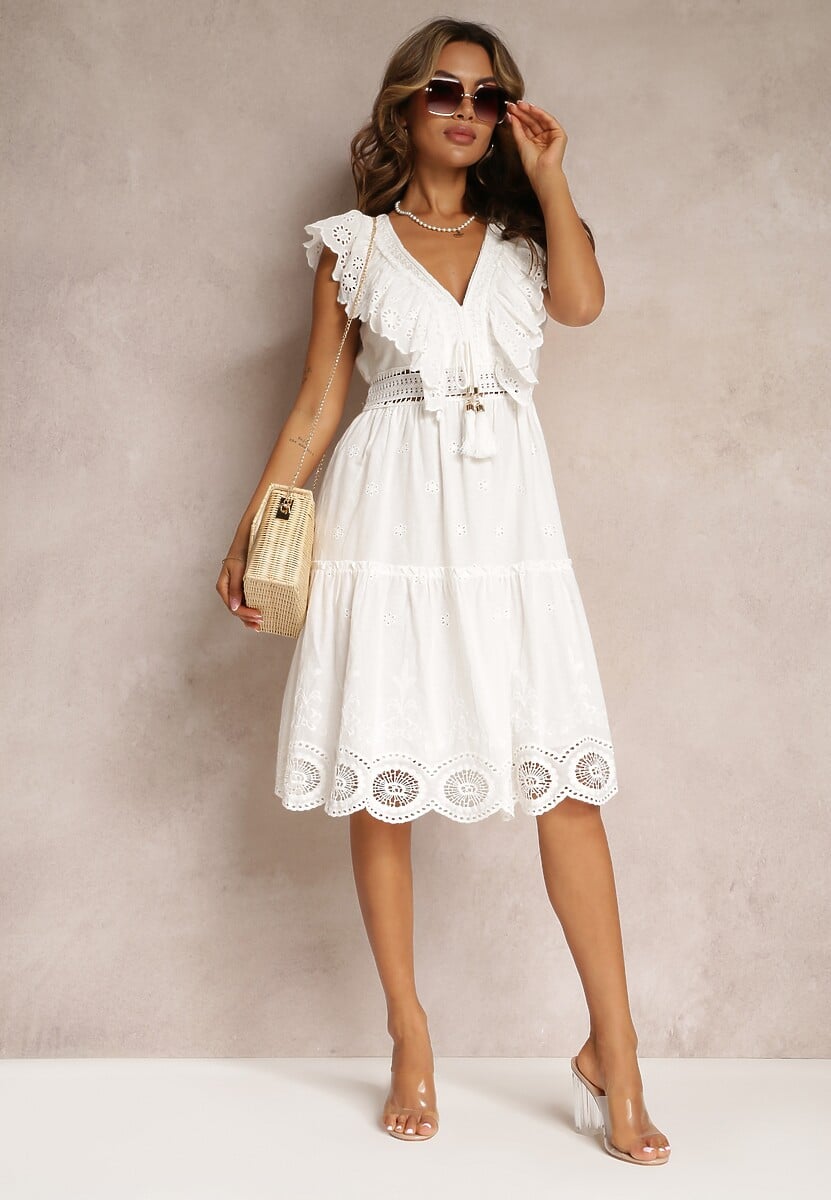 Biała Bawełniana Sukienka z Haftem i Falbankami Casira