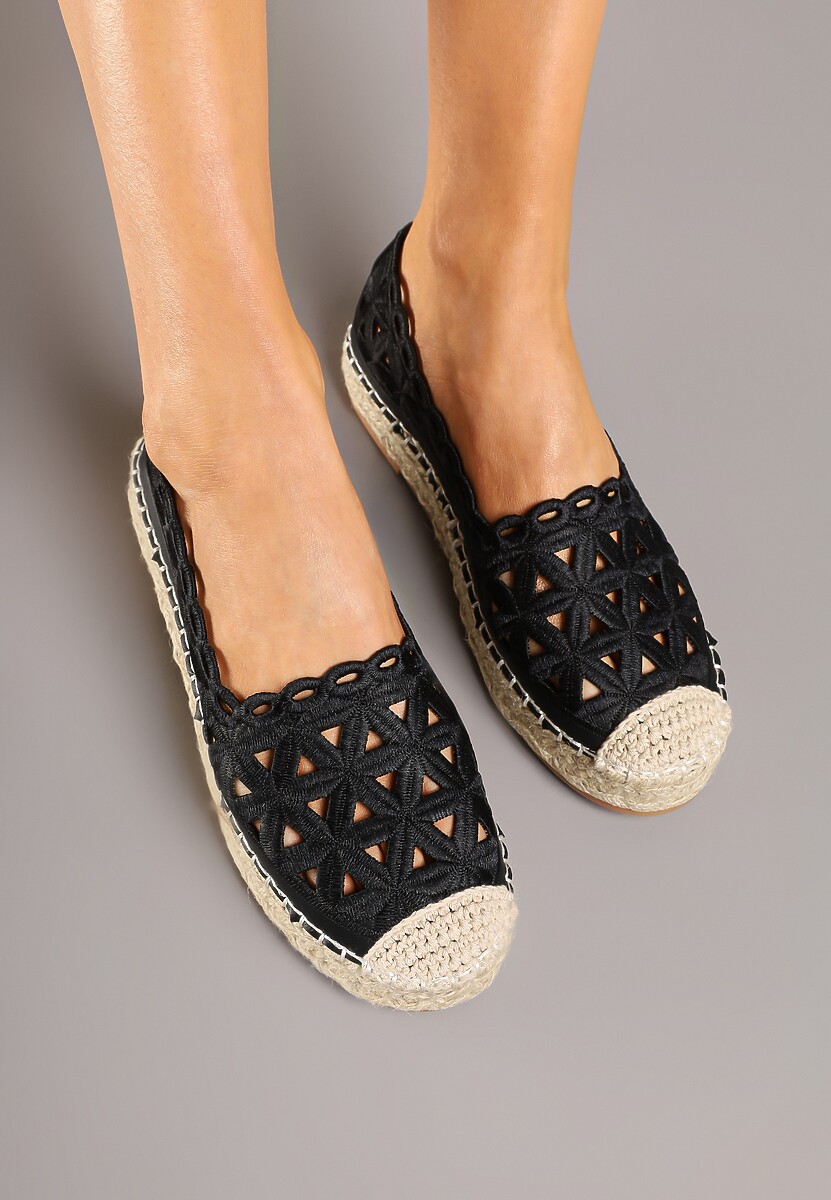 Czarne Ażurowe Espadryle na Płaskiej Plecionej Podeszwie Sepanisse