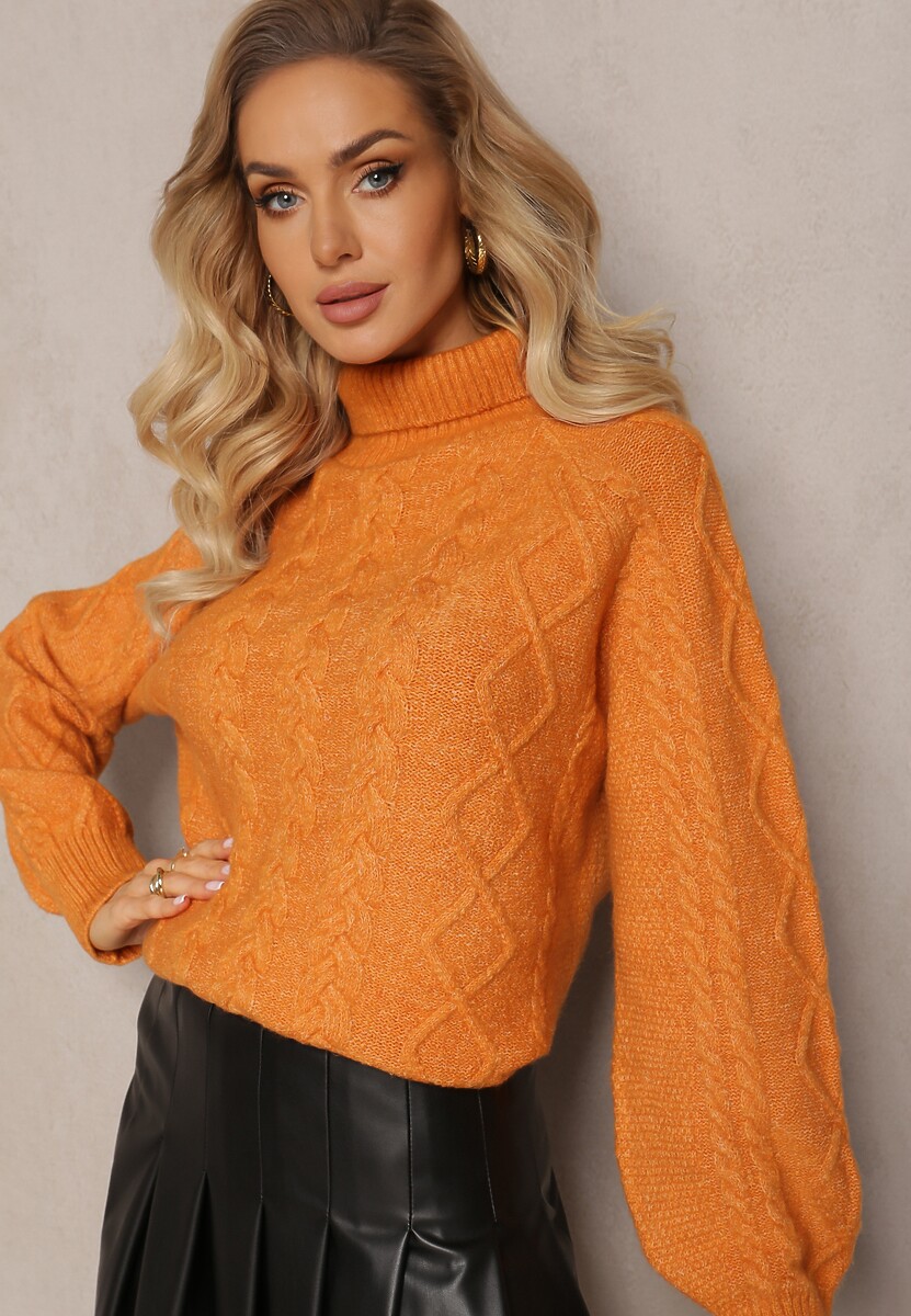 Pomarańczowy Oversizowy Golf w Ozdobny Splot Jupiterra