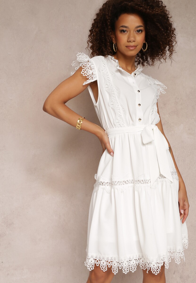 Zielona Sukienka Rozkloszowana z Wiązanym Paskiem i Koronką Oninka