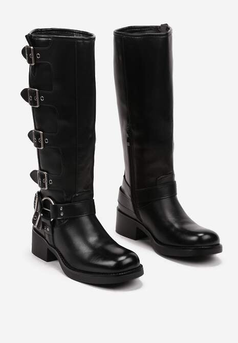 Czarne Kozaki na Płaskiej Podeszwie w Stylu Biker Ozdobione Paskami z Regulacją Mevanisa