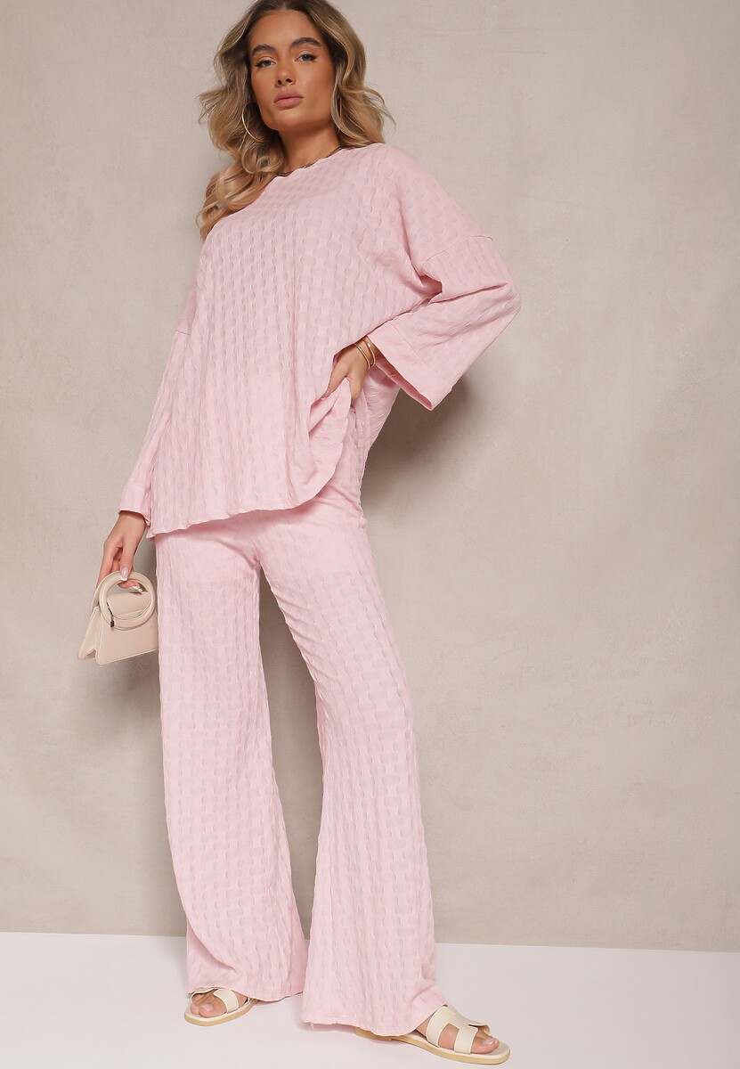 Różowy Komplet ze Spodniami o Szerokim Kroju i Bluzką z Długim Rękawem Caniffia