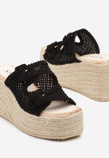 Czarne Ażurowe Klapki na Koturnie z Klamrami Viandiss