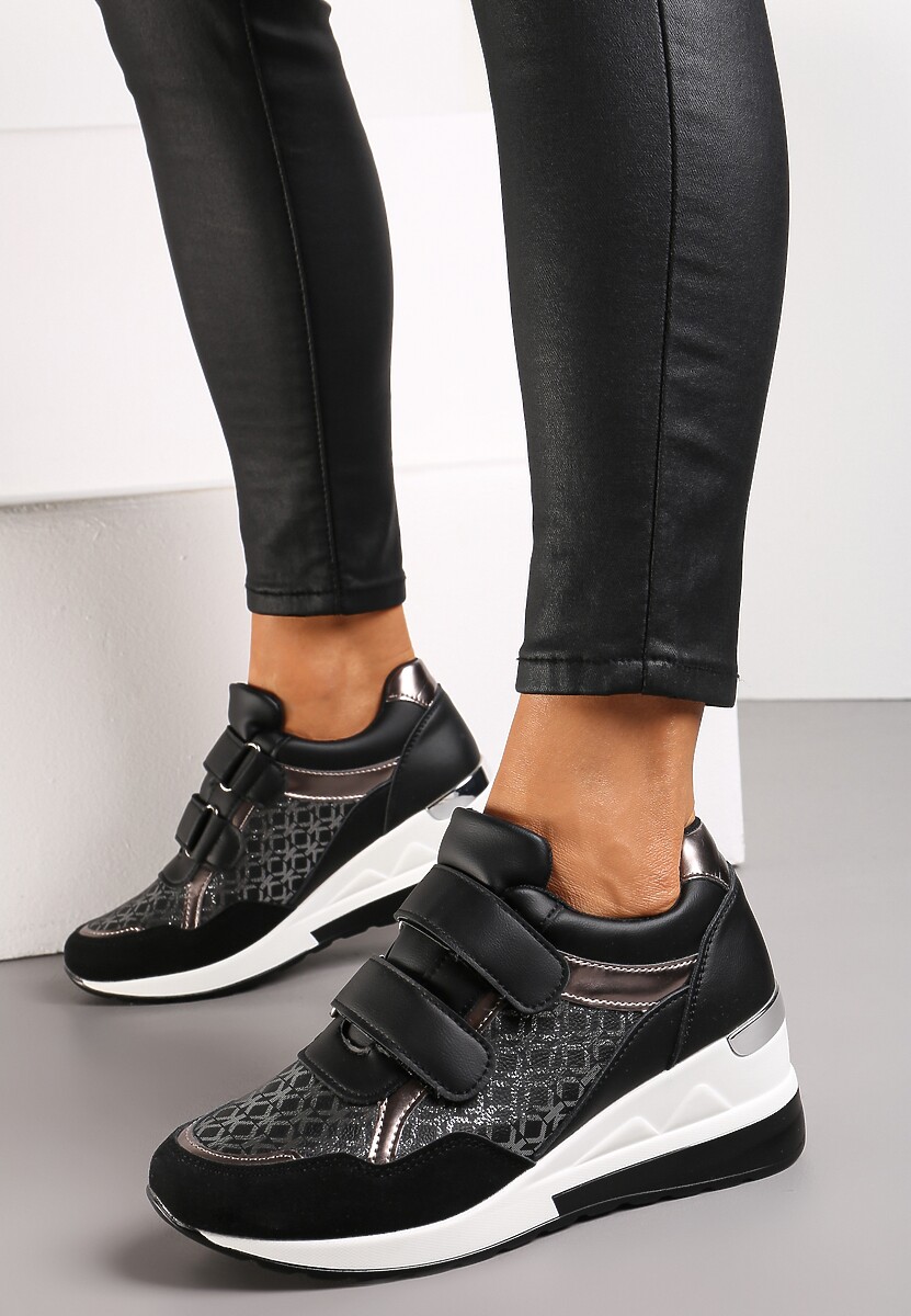 Czarne Sneakersy na Niewysokiej Koturnie na Rzepy Portha