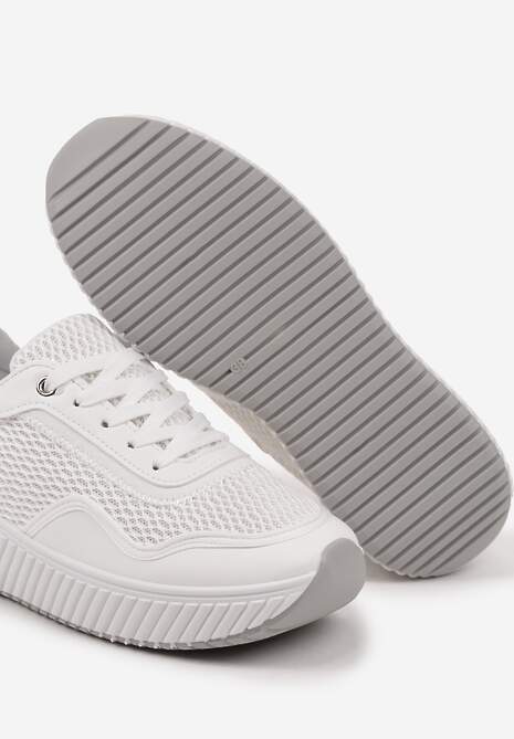 Białe Sneakersy na Tłoczonej Platformie Wilaria