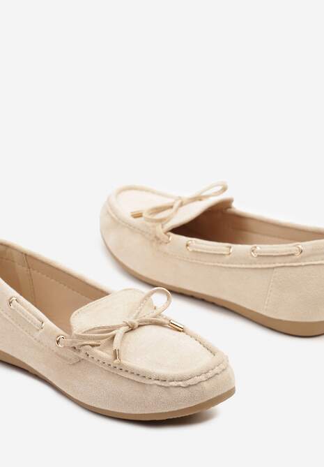 Beżowe Mokasyny z Ekozamszu Zdobione Wiązaniem z Kokardą Sonilora