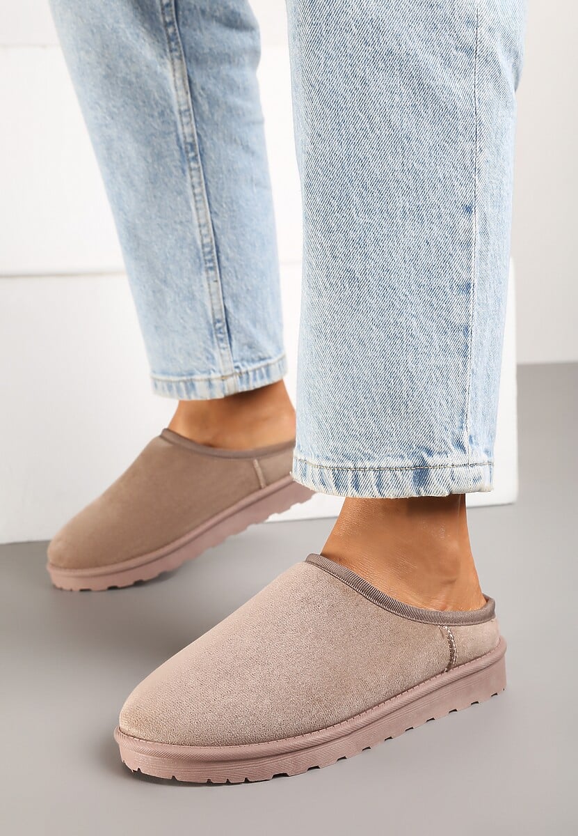 Ciemnobeżowe Casualowe Kapcie na Płaskiej Podeszwie z Futerkiem Peccaria