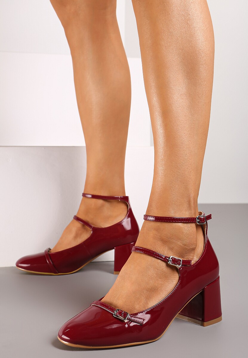 Czarne Lakierowane Czółenka na Słupku Ozdobione Paskami ze Sprzączkami Dlivina