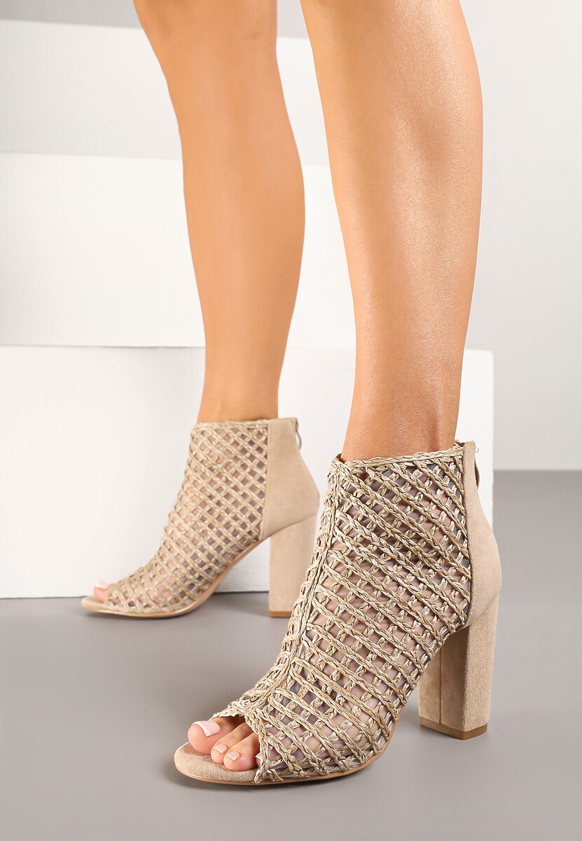 Ciemnobeżowe Siateczkowe Botki Vices na Słupku Sovhira