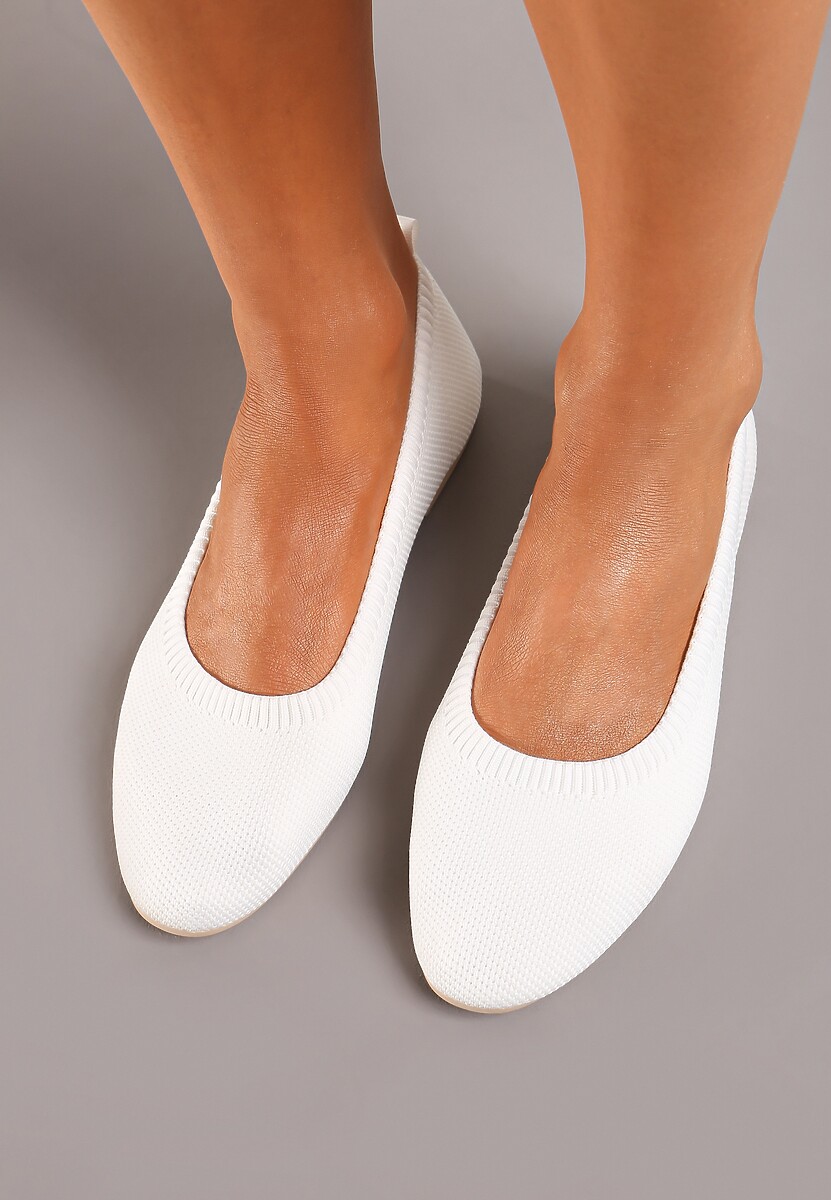 Białe Balerinki z Okrągłym Noskiem i Materiałową Cholewką Mililena