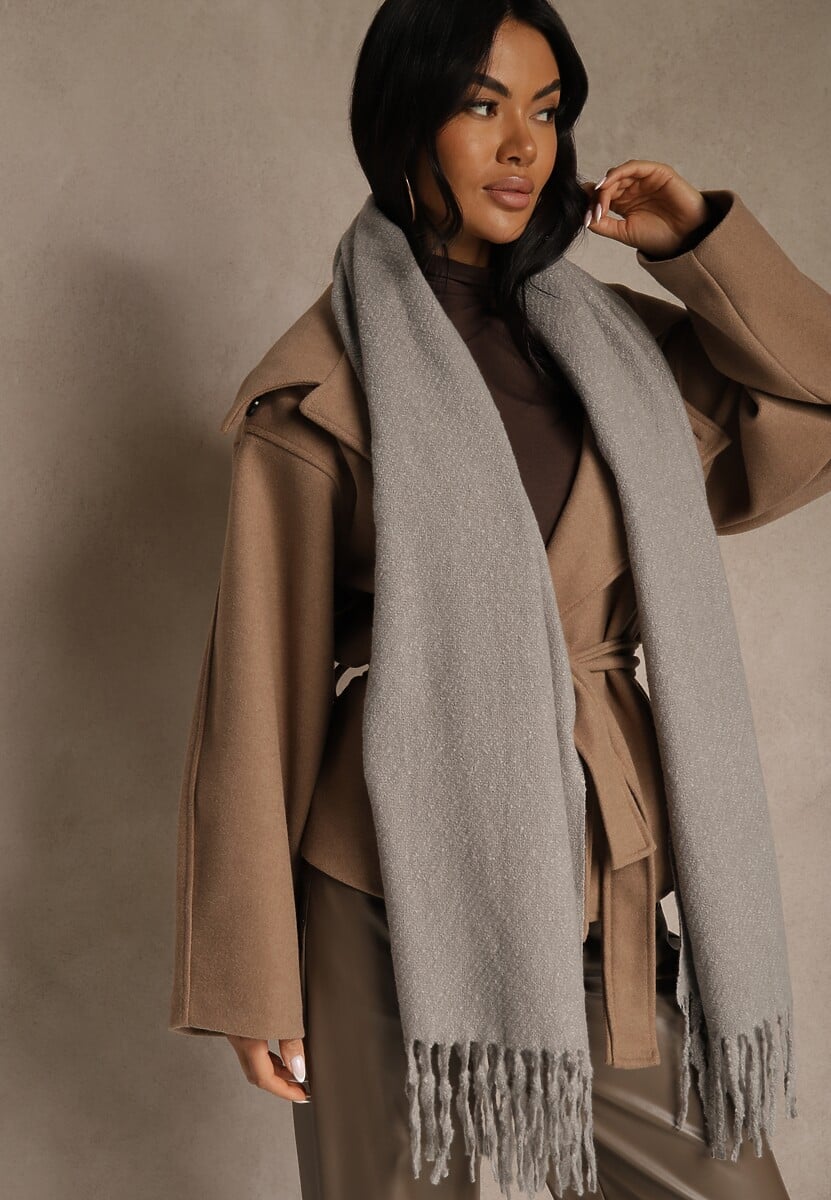 Ciemnobeżowy Gładki Szalik z Frędzlami Vetimare