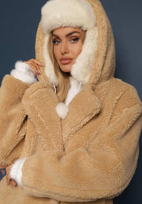 Beżowa Futerkowa Kurtka Teddy z Kapturem z Wsuwanymi Kieszeniami Gerovia