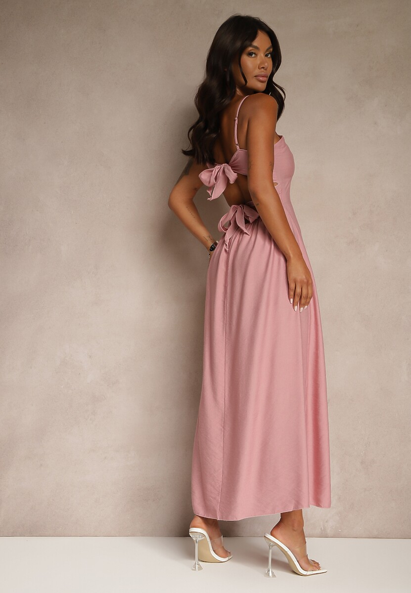 Różowa Sukienka z Wiskozą o Rozkloszowanym Kroju Merelessa