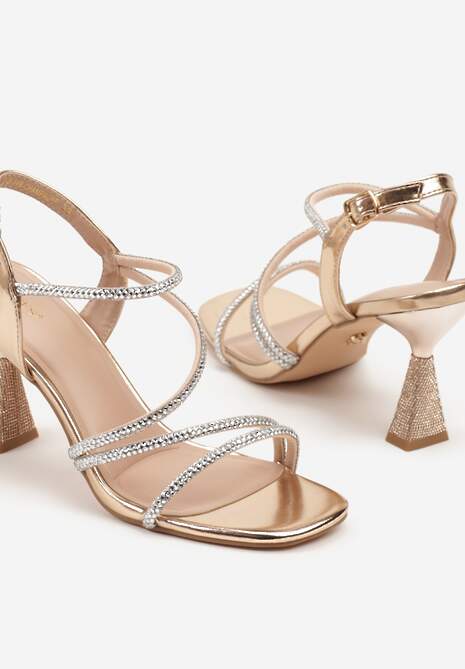 Szampańskie Cyrkoniowe Sandały Vices na Stożkowym Obcasie Galitiela