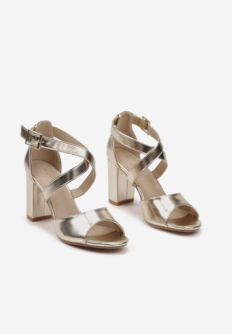 Złote Sandały Zapinane na Sprzączkę na Słupku Meavilla