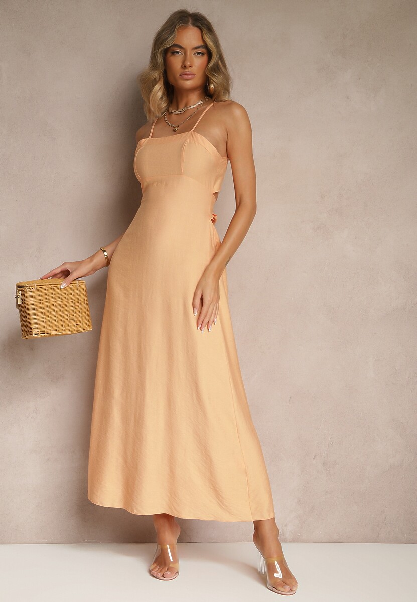 Pomarańczowa Sukienka z Wiskozą o Rozkloszowanym Kroju Merelessa