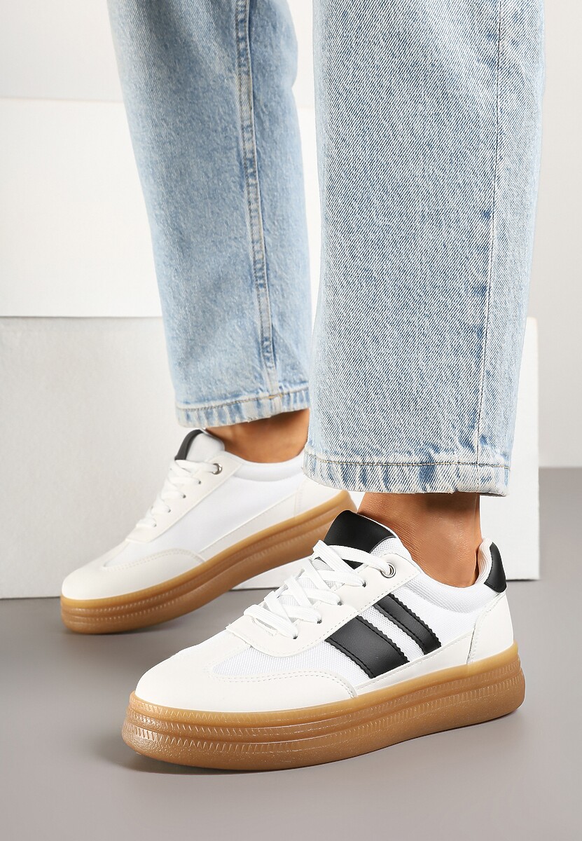 Białe Sneakersy Kultowe Tenisówki z Ozdobnymi Paskami Tenavellea