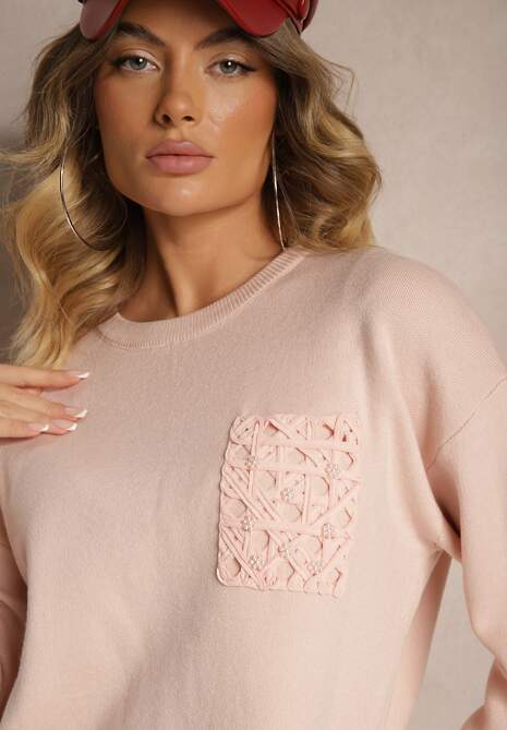 Jasnoróżowy Pudełkowy Sweter Zdobiony Wzorzystą Kieszonką Zeanila