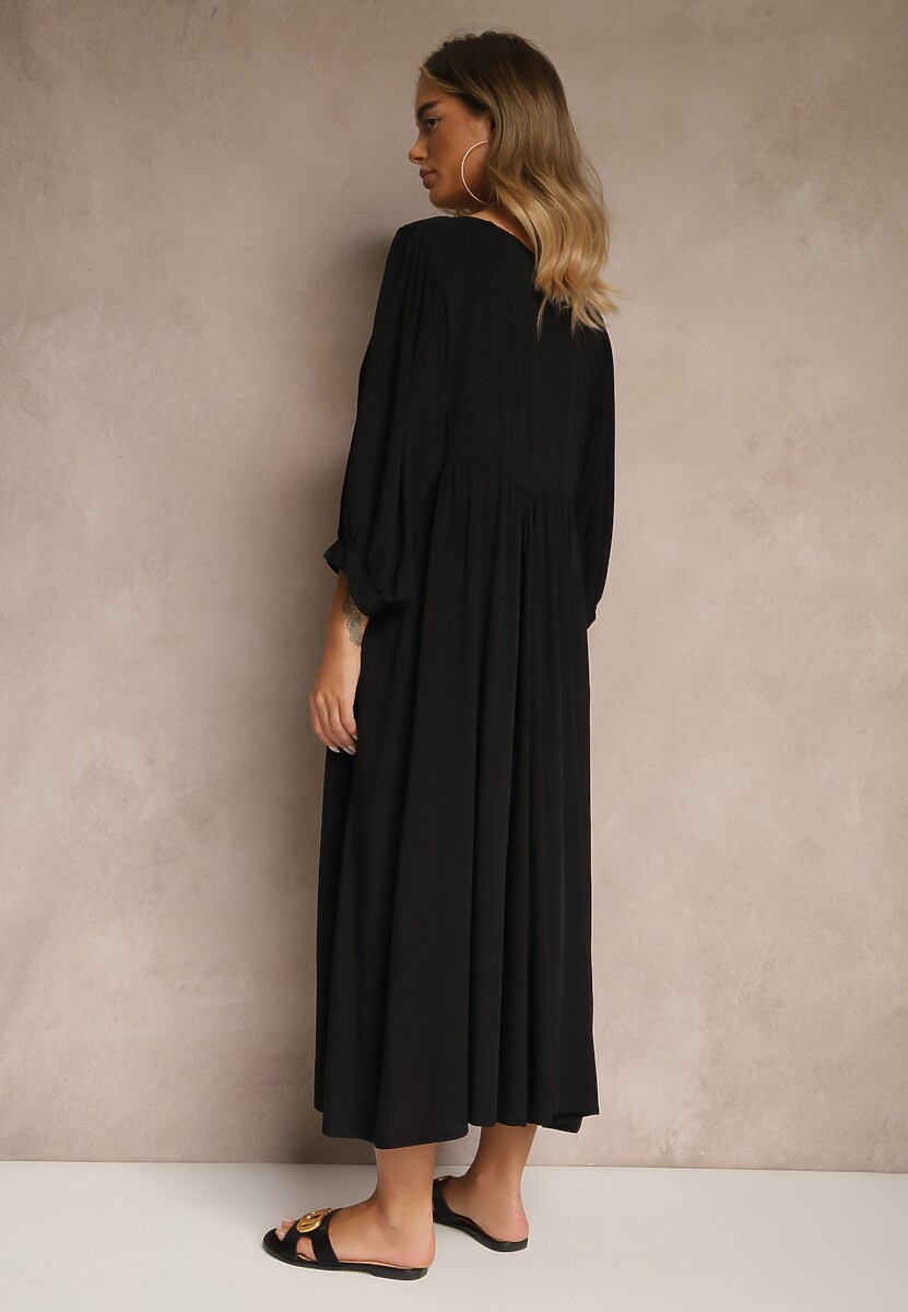 Czarna Wiskozowa Sukienka o Rozkloszowanym Kroju Wiązana przy Dekolcie Tilvessa