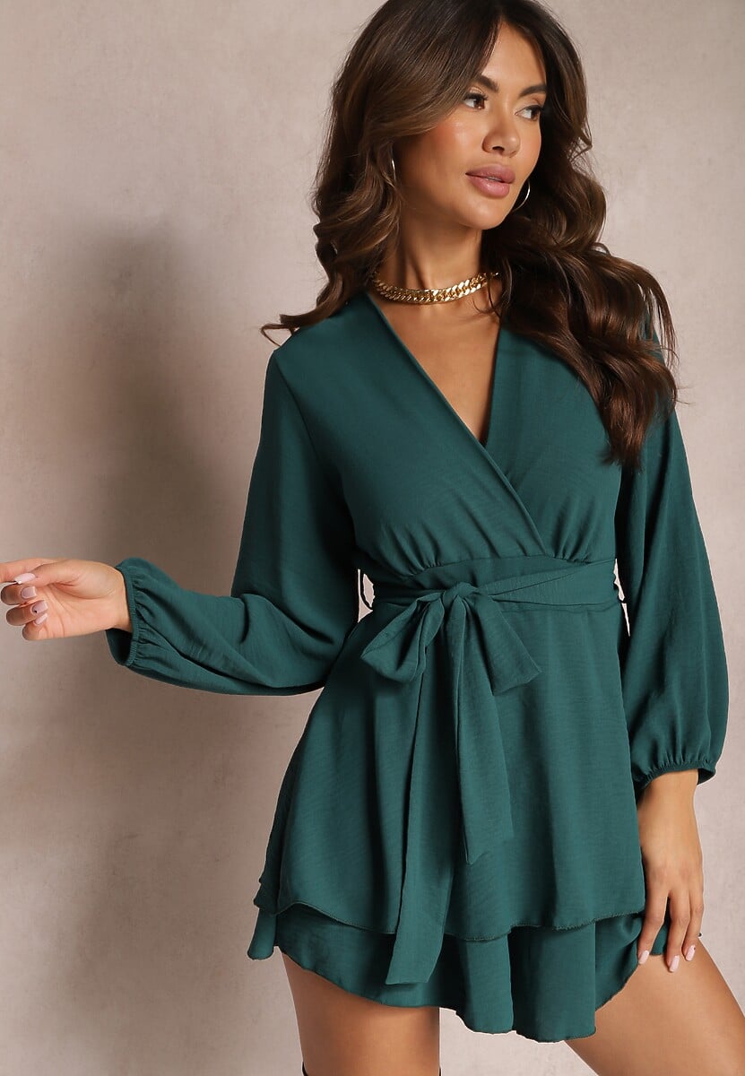 Fioletowa Rozkloszowana Sukienka Kombinezon z Kopertowym Dekoltem i Falbanką Vomitta