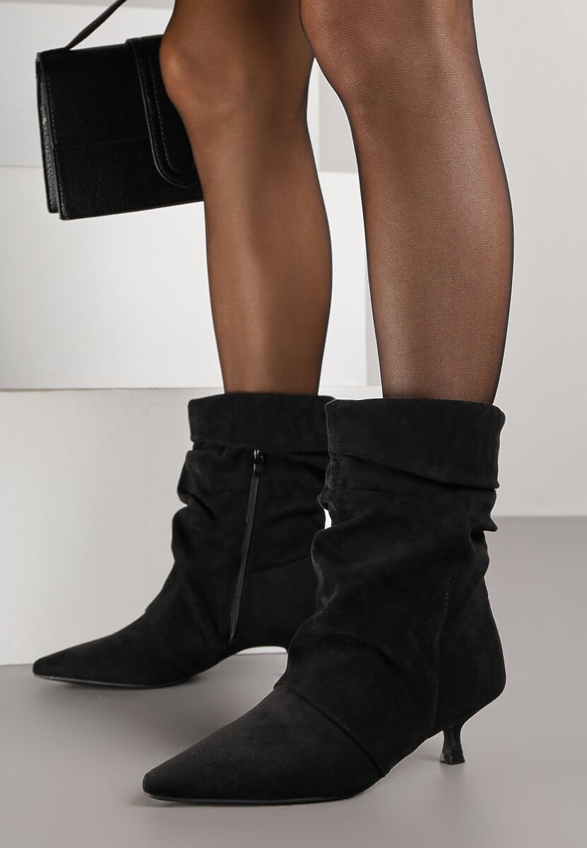 Czarne Botki do Kostki na Kaczuszce z Marszczoną Cholewką Rasela