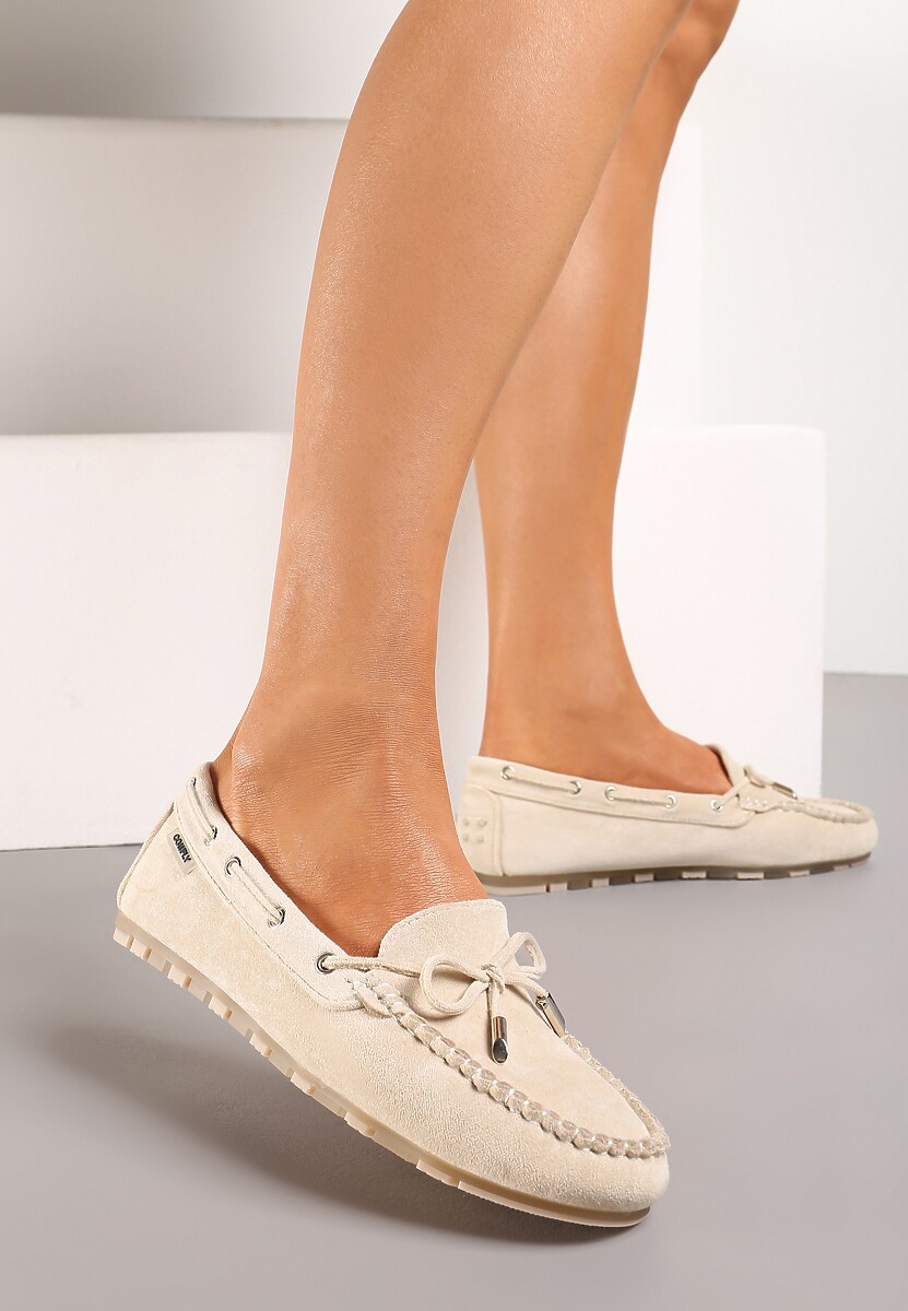 Beżowe Mokasyny Ozdobione Wiązaniami i Kokardką na Froncie Cimella