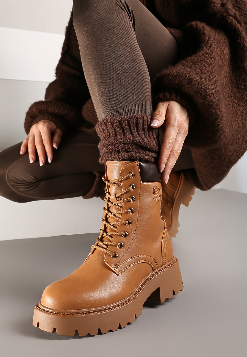Brązowe Ocieplane Sznurowane Botki Vices na Płaskiej Podeszwie Ozdobione Tłoczeniem Zerilea