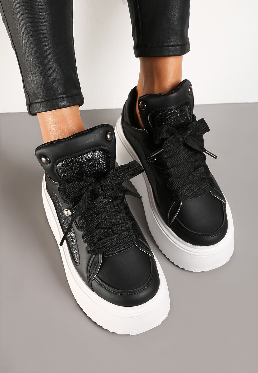 Czarne Sznurowane Sneakersy na Platformie Ozdobione Nitami Werirae