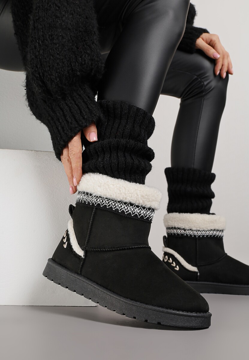 Bordowe Śniegowce o Wsuwanym Fasonie z Haftem i Futrem przy Cholewce Mevinadia