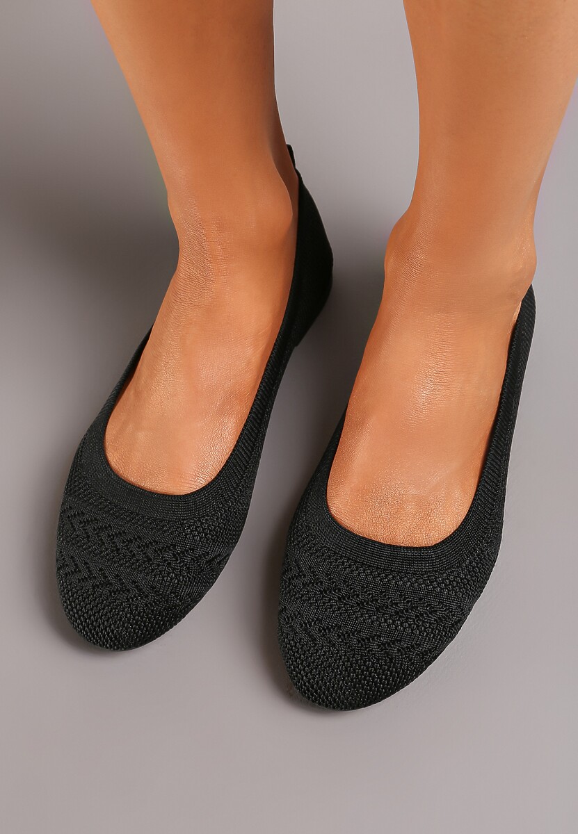 Czarne Wsuwane Balerinki z Elastyczną Cholewką Avijena
