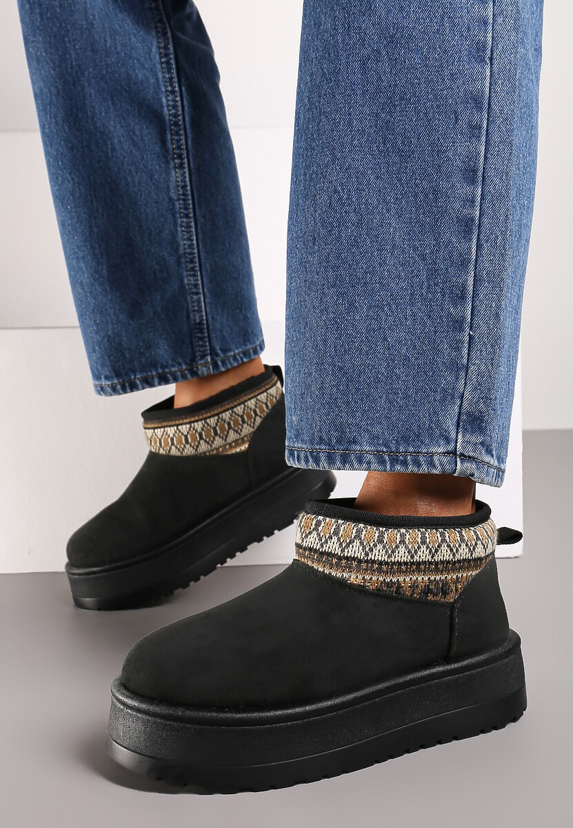 Czarne Śniegowce na Wysokiej Platformie Ozdobione Wzorzystą Wstawką Sinalora