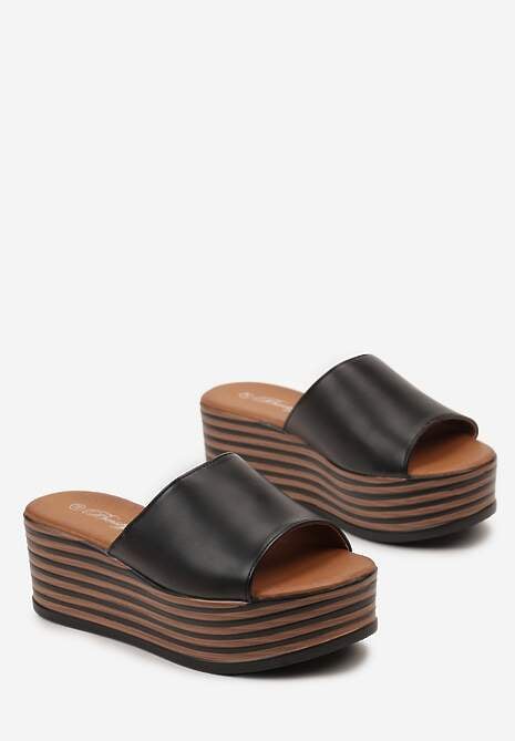 Czarne Klapki na Platformie z Wstawką Imitującą Drewno i Szerokim Paskiem Histia