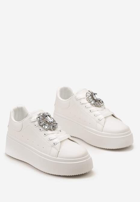 Białe Sneakersy na Grubej Podeszwie z Ozdobną Aplikacją Kamienia  Danthia