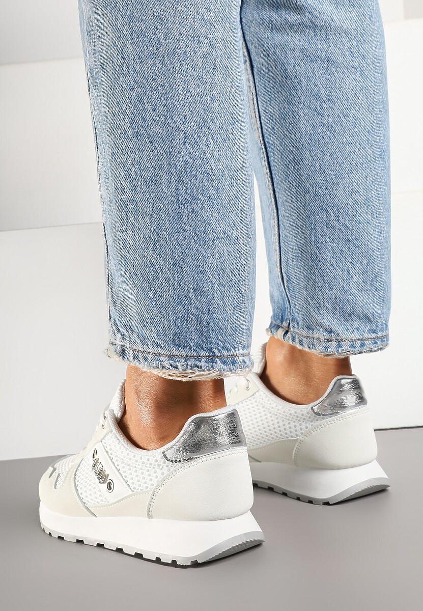 Białe Sneakersy z Ozdobnymi Cyrkoniami Adisona