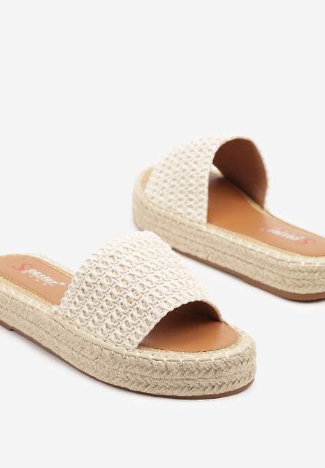 Beżowe Klapki na Plecionej Platformie Ozdobione Szydełkowym Wzorem Nuritea